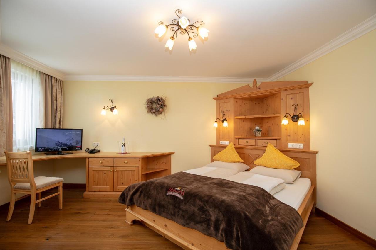 Alpenresidenz Trisanna Frühstückspension 4*