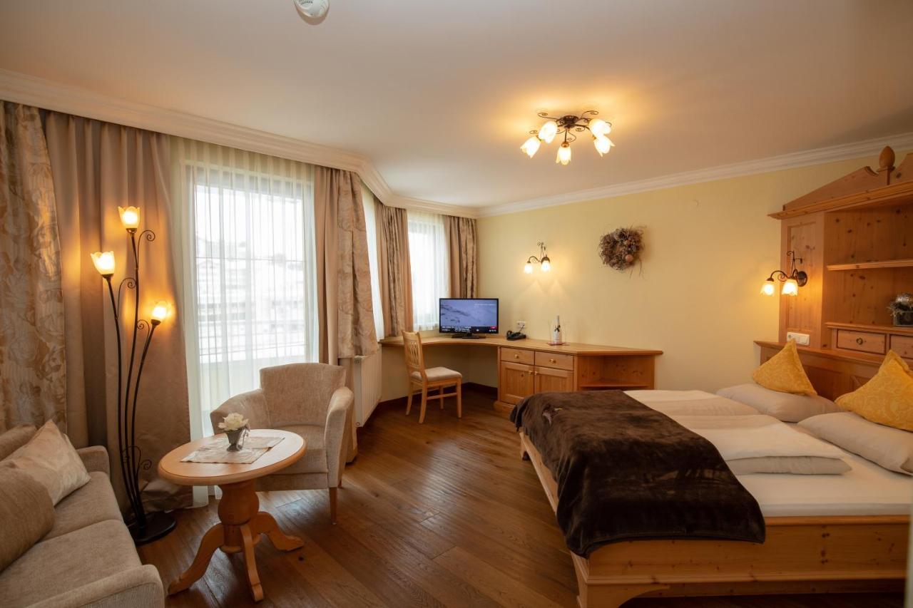 Alpenresidenz Trisanna Frühstückspension 4*