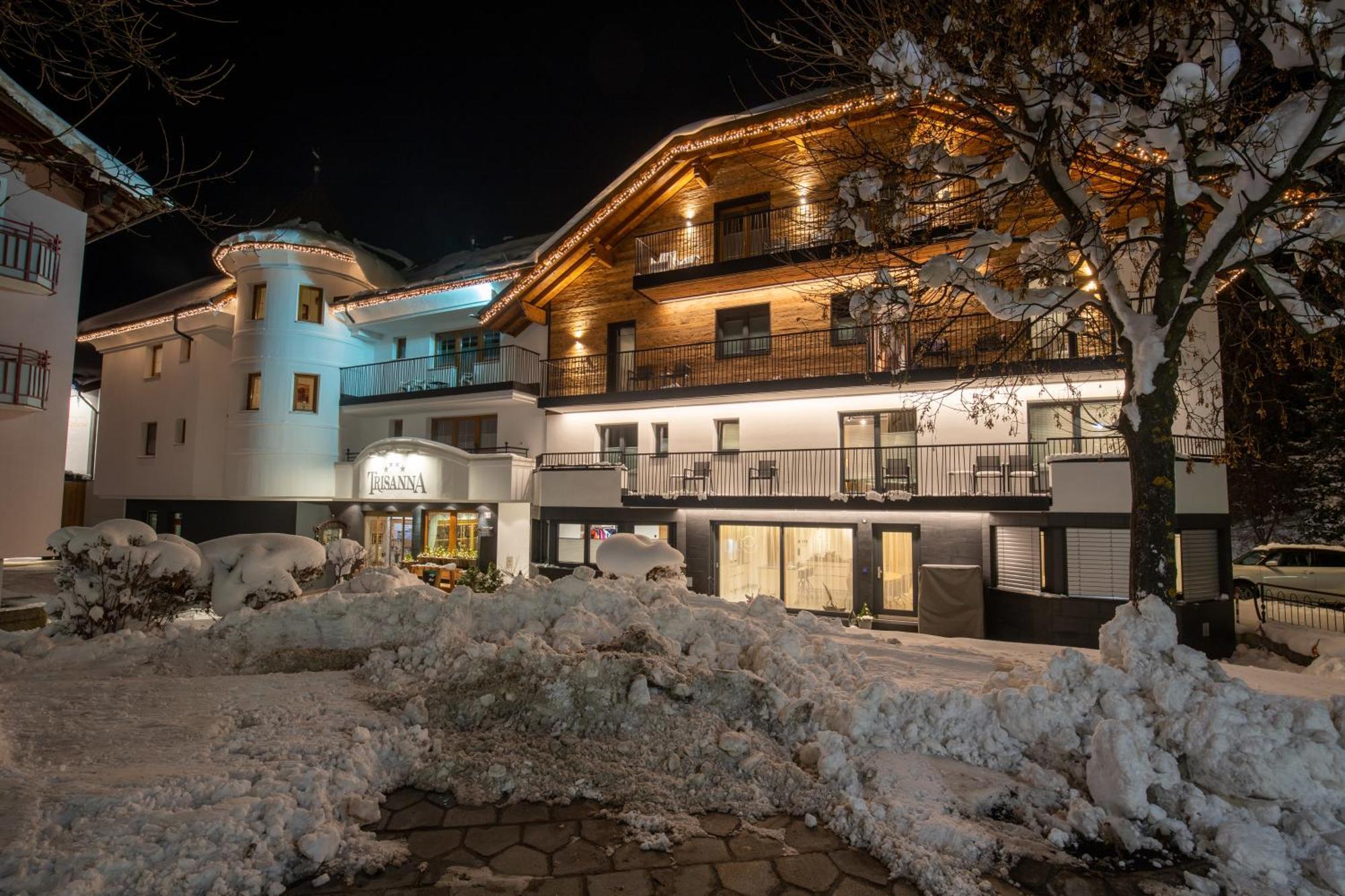 Alpenresidenz Trisanna Frühstückspension 4*